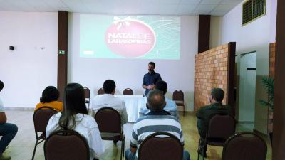 Prefeitura Municipal de Laranjeiras do Sul reúne a imprensa para apresentar a programação do Natal 2021